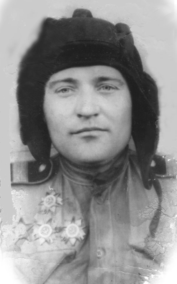 Участник Парада Победы наводчик СУ-76 ст. сержант Махонин И.Г.